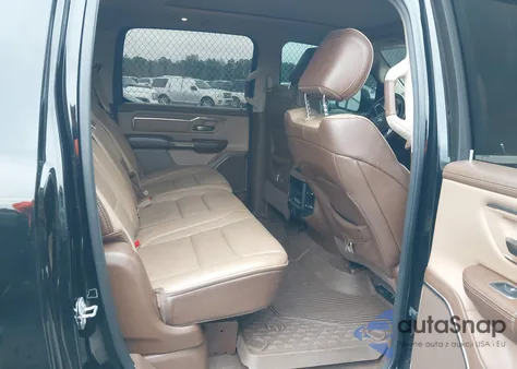 2020 Ram 1500 Laramie Longhorn 4X2 5'7 Box z USA, uszkodzony, nr VIN 1C6RREKT6LN204852